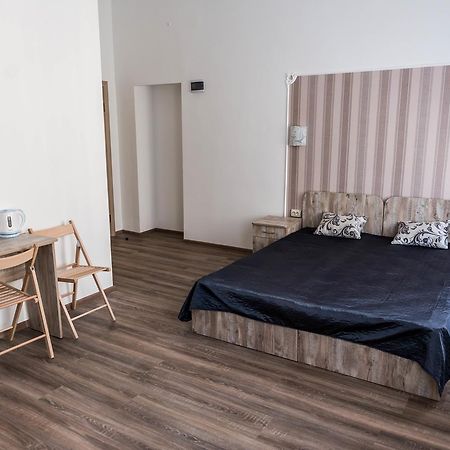 Mini Hotel Freedom Mercurius Львов Экстерьер фото