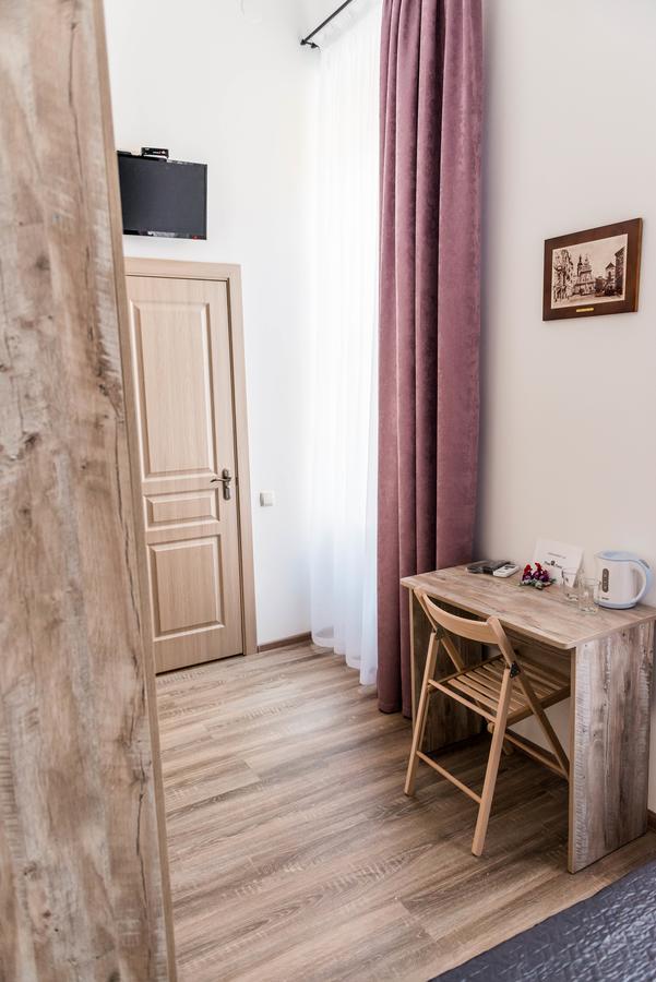 Mini Hotel Freedom Mercurius Львов Экстерьер фото