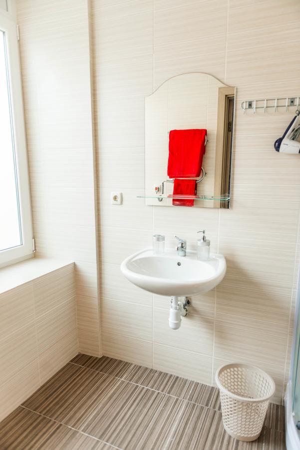 Mini Hotel Freedom Mercurius Львов Экстерьер фото
