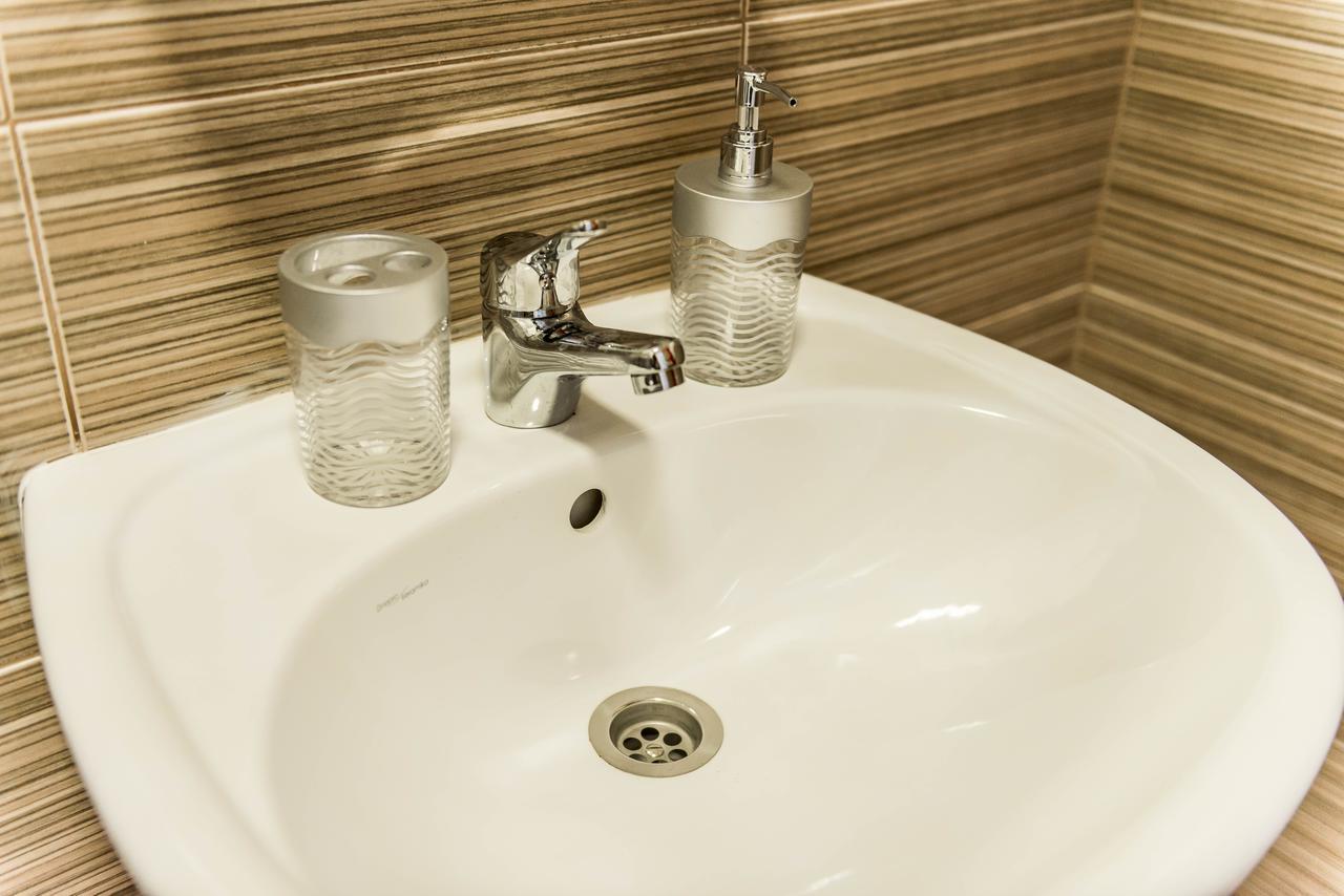 Mini Hotel Freedom Mercurius Львов Экстерьер фото