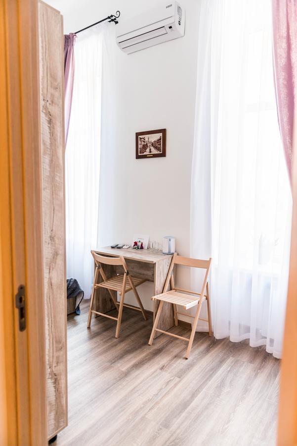 Mini Hotel Freedom Mercurius Львов Экстерьер фото