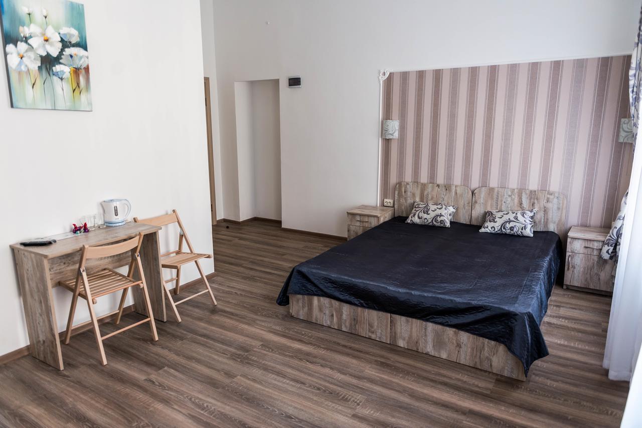 Mini Hotel Freedom Mercurius Львов Экстерьер фото